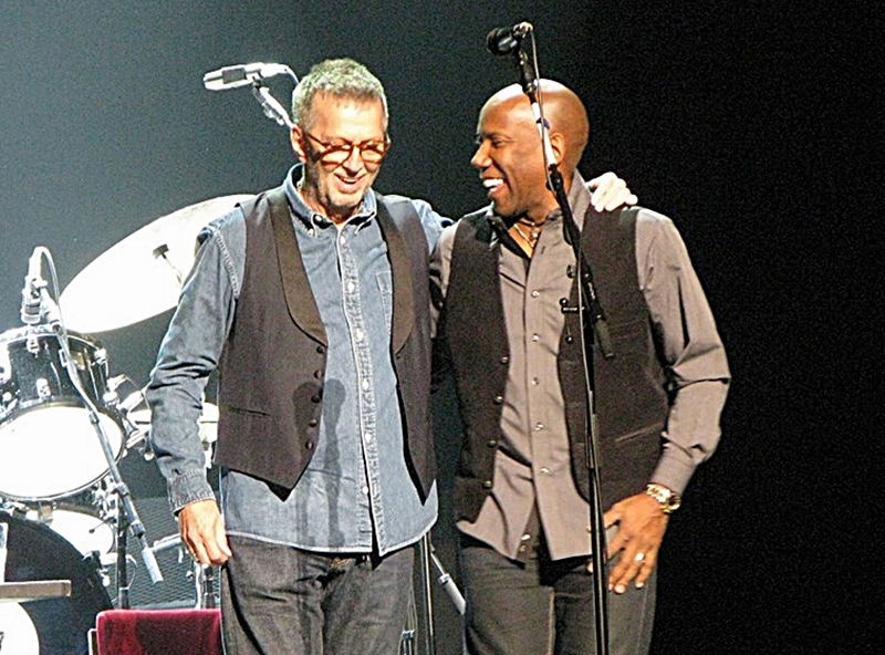 Eric Clapton Tokyo 2-20 2014 S Yoshida 10379209